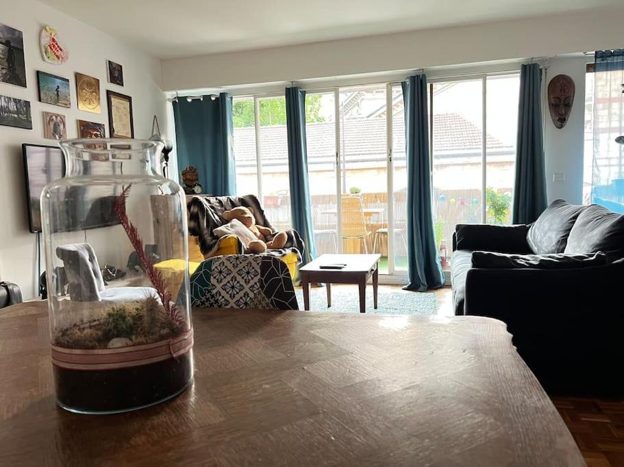 Grand Appartement Avec Balcon Et Parking Gratuit Sur Place Paris Ngoại thất bức ảnh