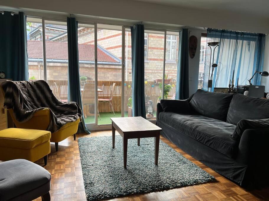 Grand Appartement Avec Balcon Et Parking Gratuit Sur Place Paris Ngoại thất bức ảnh