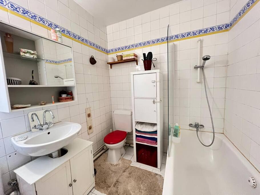 Grand Appartement Avec Balcon Et Parking Gratuit Sur Place Paris Ngoại thất bức ảnh