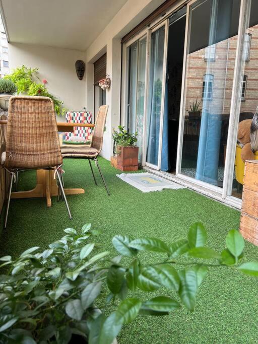 Grand Appartement Avec Balcon Et Parking Gratuit Sur Place Paris Ngoại thất bức ảnh