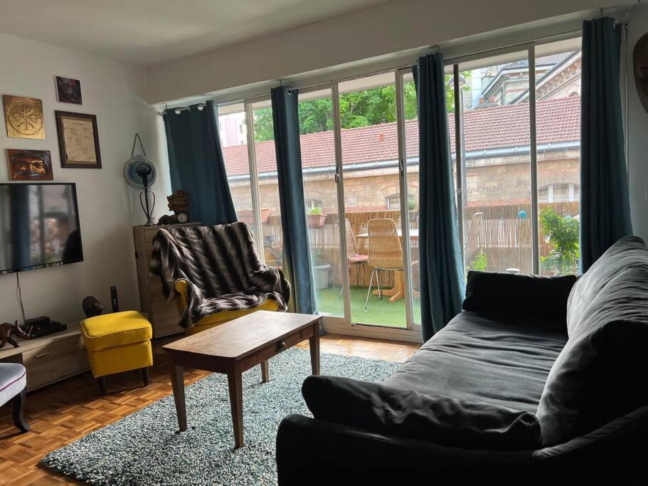 Grand Appartement Avec Balcon Et Parking Gratuit Sur Place Paris Ngoại thất bức ảnh